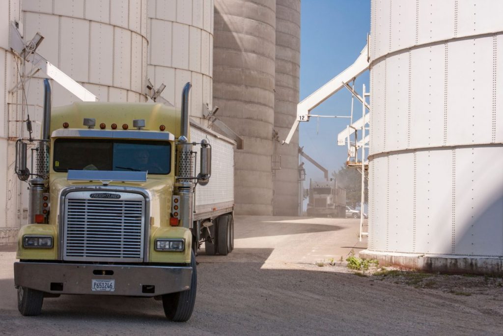 EPA Emissions Proposal Includes Stricter Limits For Pickups Heavy duty EPA Emissions Proposal Includes Stricter Limits For Pickups Heavy duty